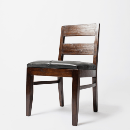 Classic Wooden Dining Chair – Minimalist Design
